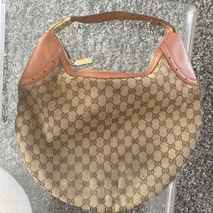 Authentic Gucci Hobo GG Canvas bag
